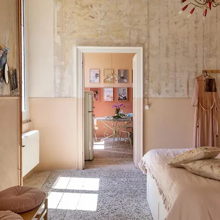 House Santa Brigida By World